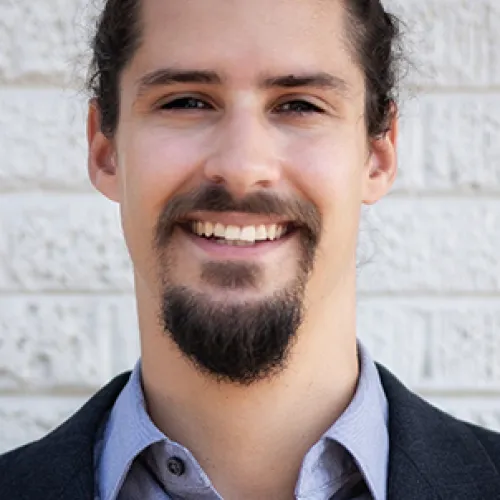 Headshot: 2020 LBJ DC Fellow Josh Klein